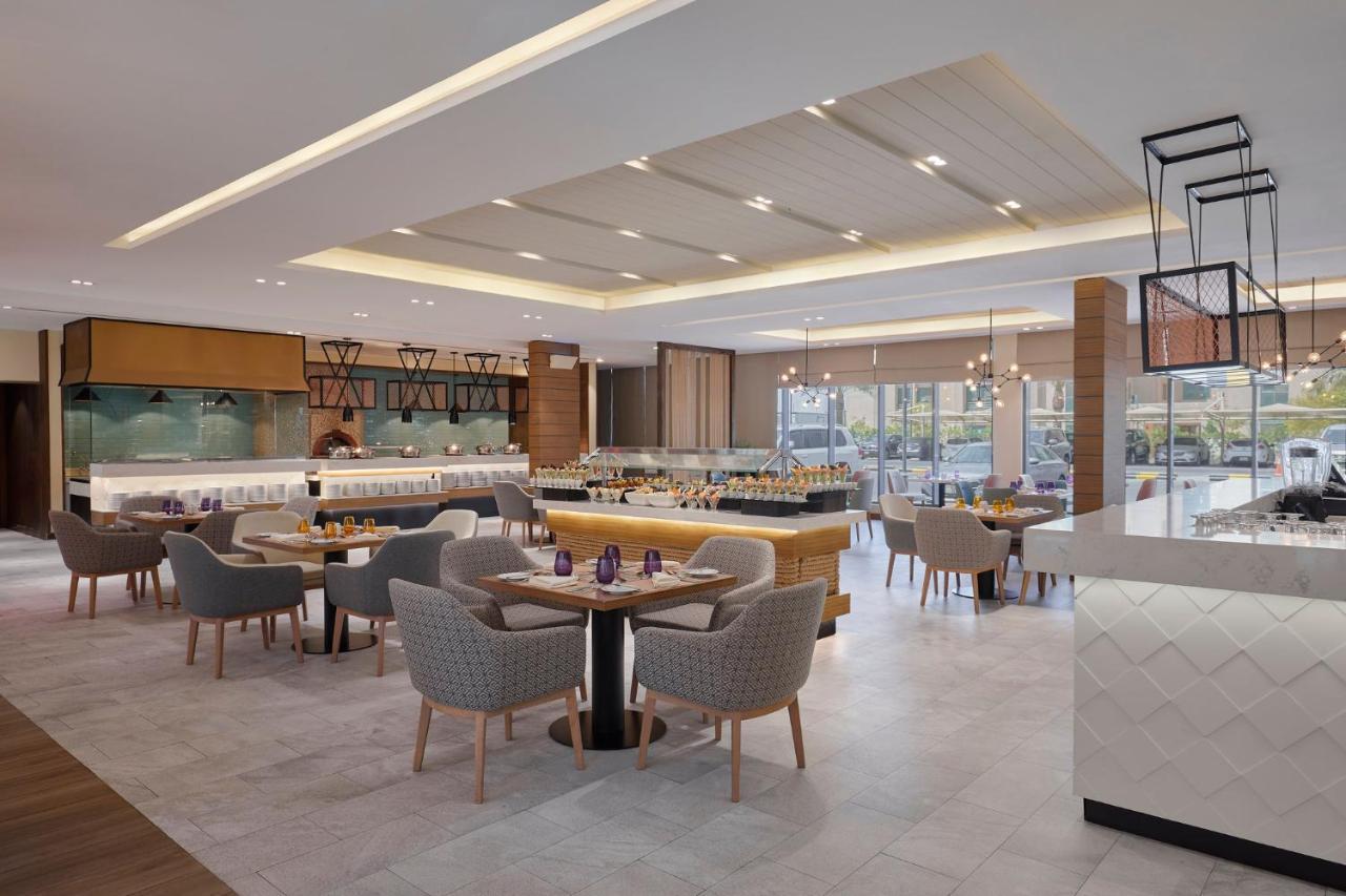 Holiday Inn & Suites Al Jubail By Ihg Al Fanatir Екстер'єр фото